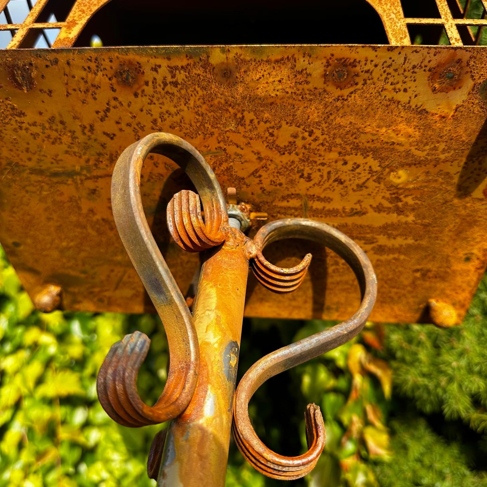 Vogelhaus „Landhausstil” auf Stab